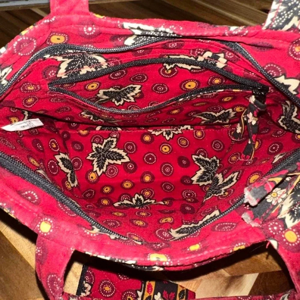 Vintage 90s Vera Bradley Red Quilted Floral Tote Zip Closure Wristlet Pockets